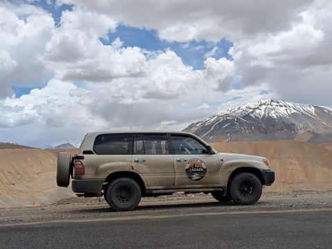 25 Yaşındaki Toyota Land Cruiser ile Kerala’dan Ladakh’a 9000 km Uzun Seyahat: Tecrübe ve İpuçları