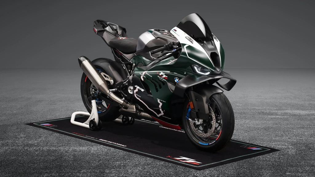 BMW M 1000 RR Isle of Man TT Özel Seri: Motor Yarismasinin 115. Yili Anısına