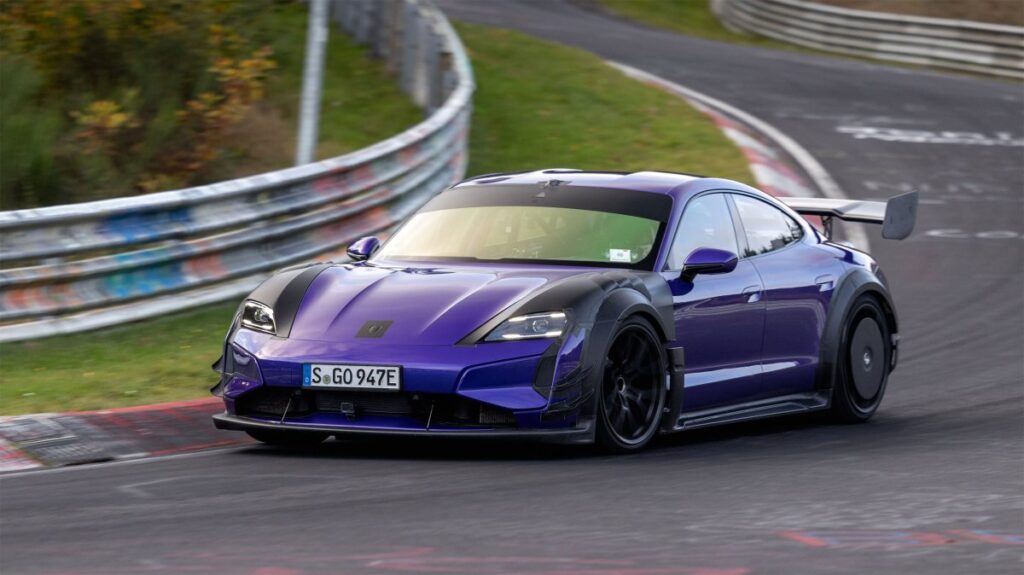 Porsche Nürburgring EV kayıtını tekrar aldı