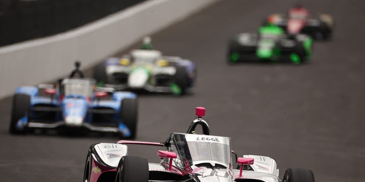 110. Indianapolis 500 Yarışında İlk Kaza: Katherine Legge’in Çift Tamamlama Şansı Sona Erdi