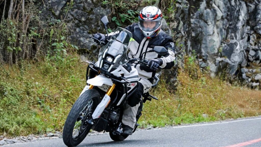 Zongshen Cyclone RX2 125: Yeni Nesil Giriş Seviyesi Macera Motoru