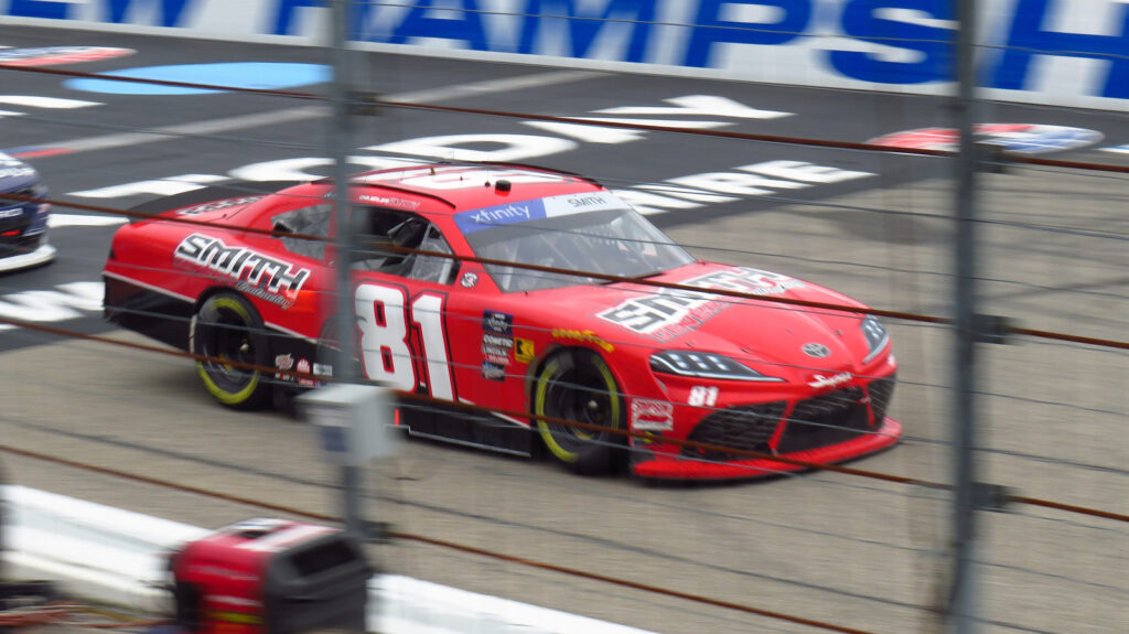 NASCAR Avrupa’da Farklı Lastiklerle Yarışıyor