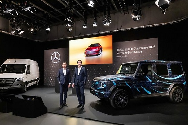 Mercedes-Benz S-Klasse 2027: Neue Digital Light Scheinwerfer und MBUX Superscreen