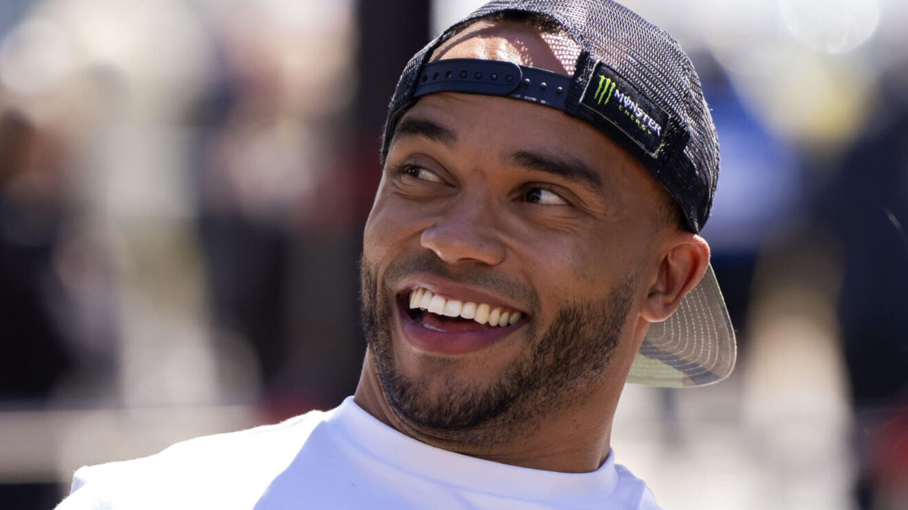 Lewis Hamilton, Kanada GP’de ‘büyülü’ Ferrari ile zafer: Max Verstappen’i geride bıraktı
