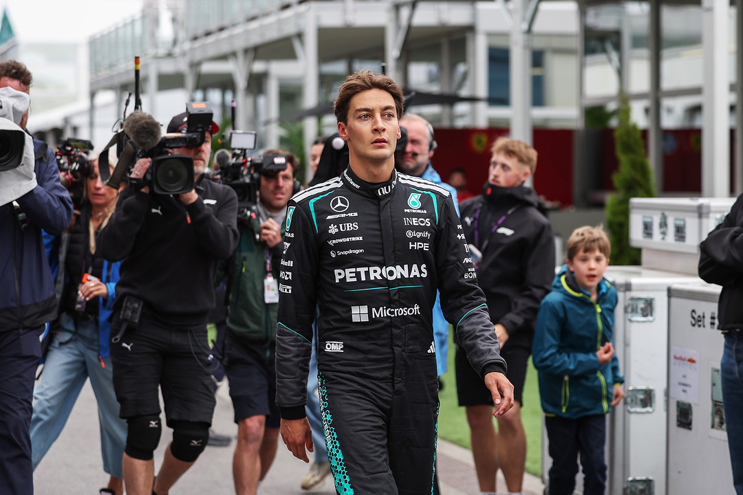 George Russell, Montreal Yarışında Motor Kontrolünü Kaybetti: “Duygularımı Kontrol Etmede Başarısız Oldum”