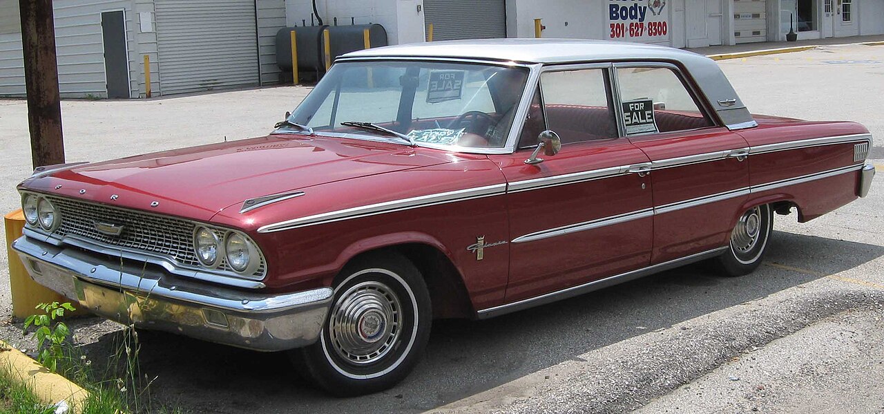 Ford Galaxie 1958–1974 (ABD), 1964–1968 (Avustralya), 1967–1983 (Brezilya)