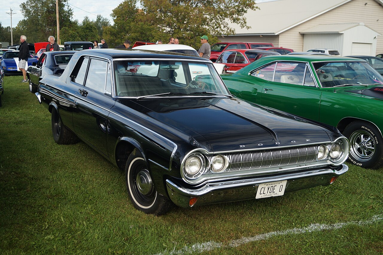 Dodge 330 1962–1964 (1965 Kanada için)