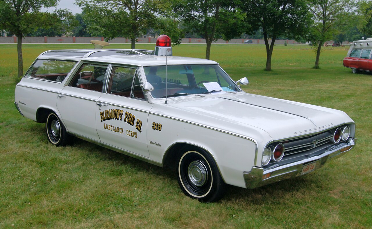 Oldsmobile Vista Cruiser 1964–1977