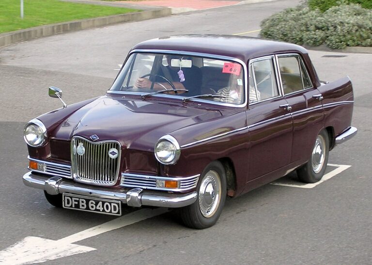 Riley 4Farina-styled B-series 1959–1969