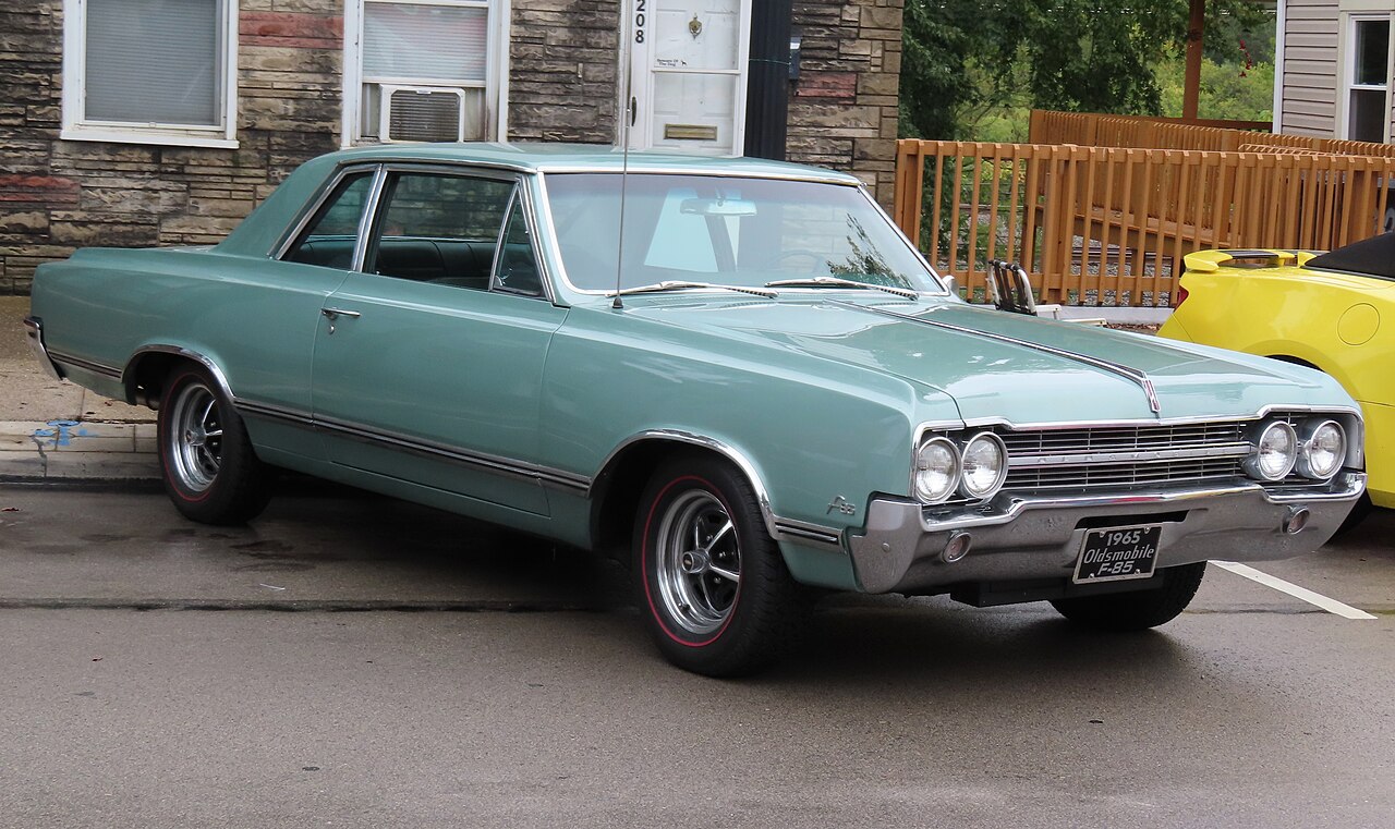 Oldsmobile Cutlass 1961–1999
