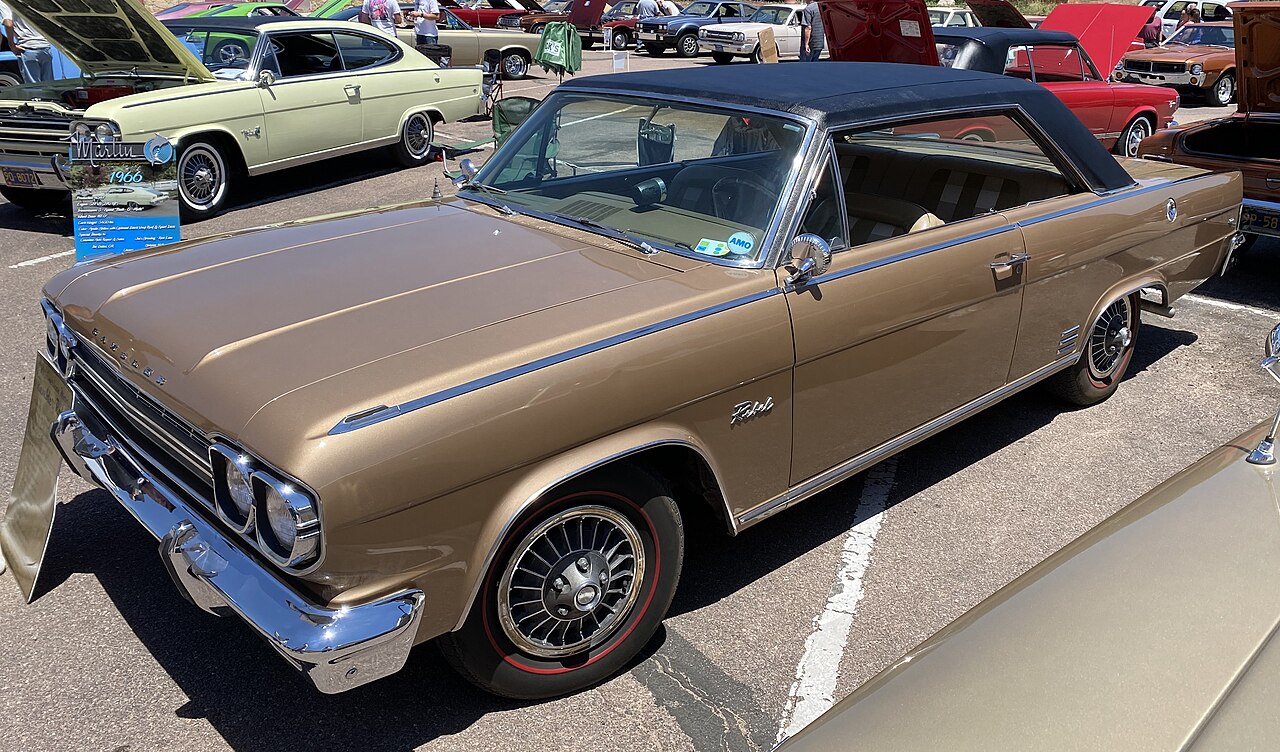 American Motors Corporation (AMC) Rambler Rebel 1957–1960, 1966–1967