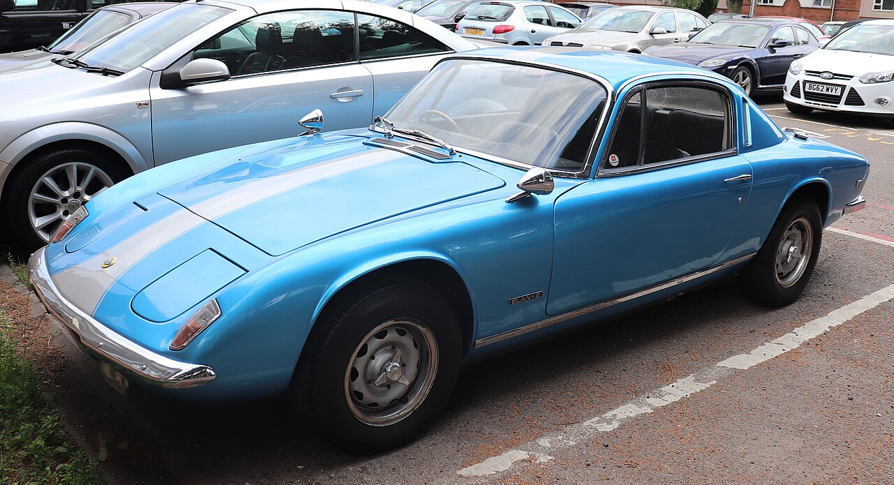 Lotus Elan 1962-1975 (ilk seri), 1989-1995 (ikinci seri)