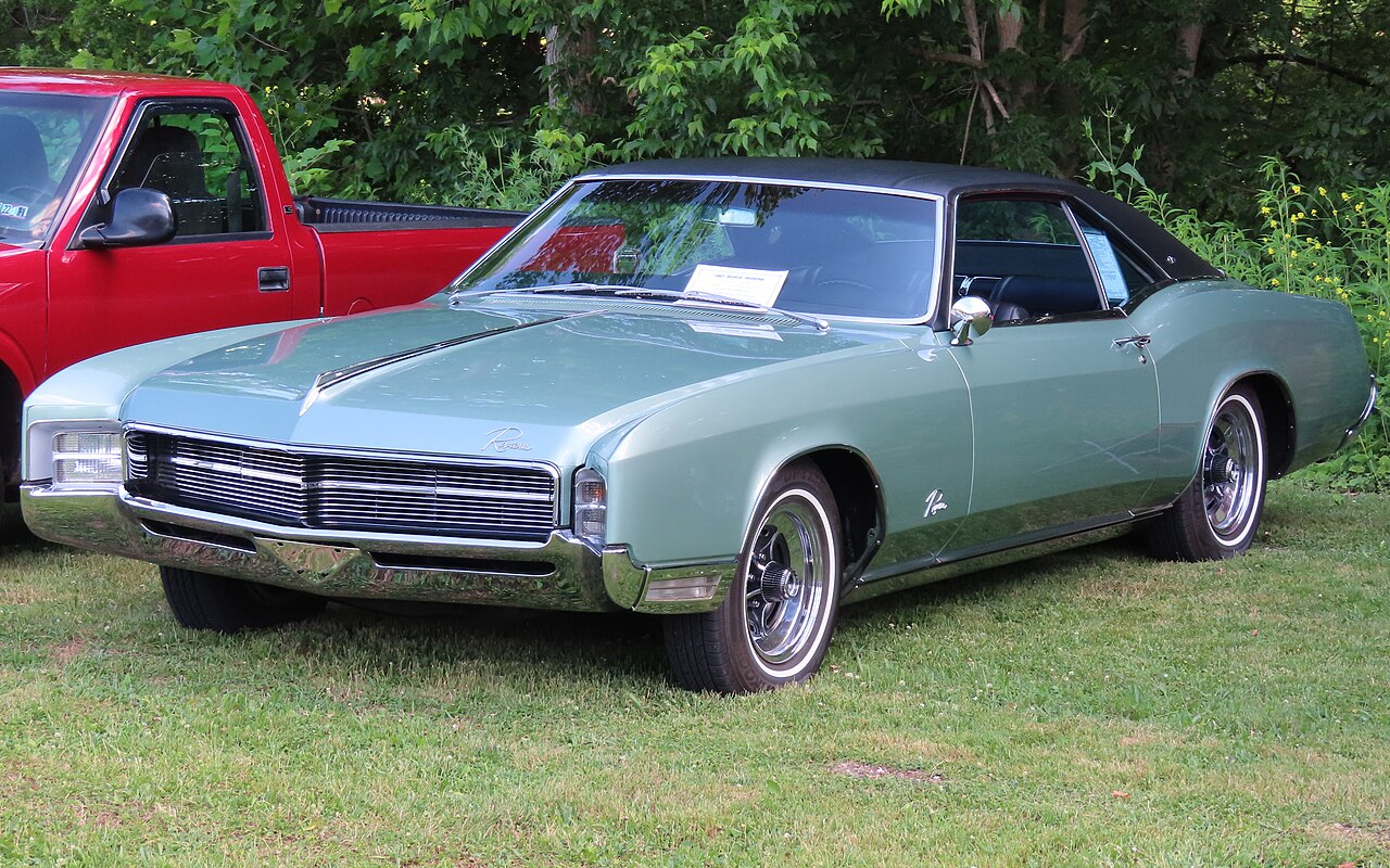 Buick Riviera 1963–1999, 1995–1999