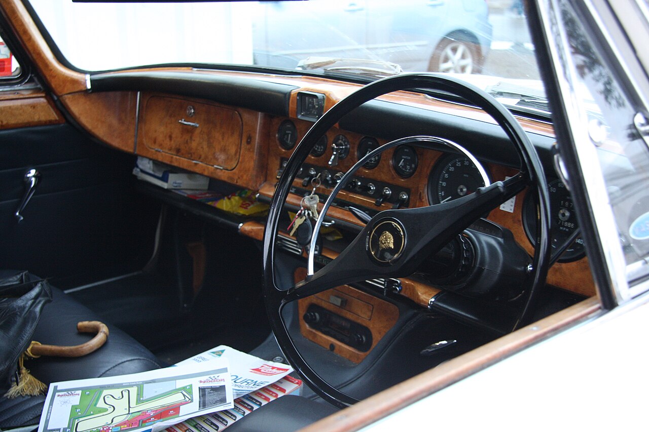 Açıklama: 1967 Jaguar 420G interior