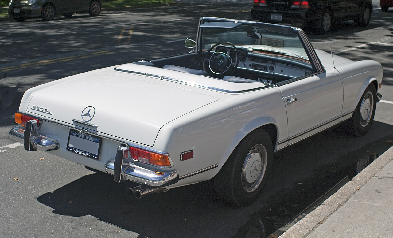 Açıklama: 1967 Mercedes-Benz 250 SL