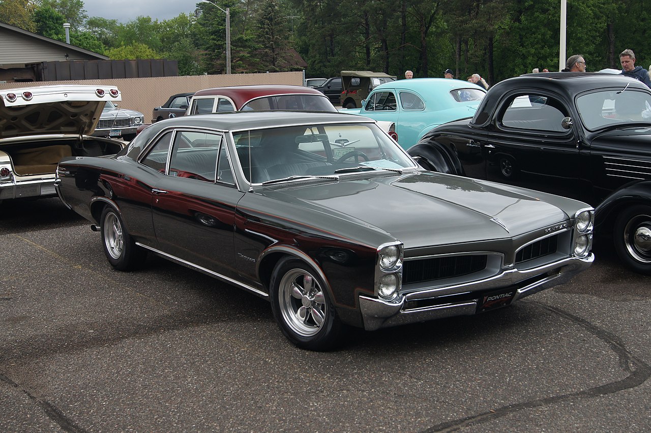 Pontiac Tempest 1960-1970, 1987-1991
