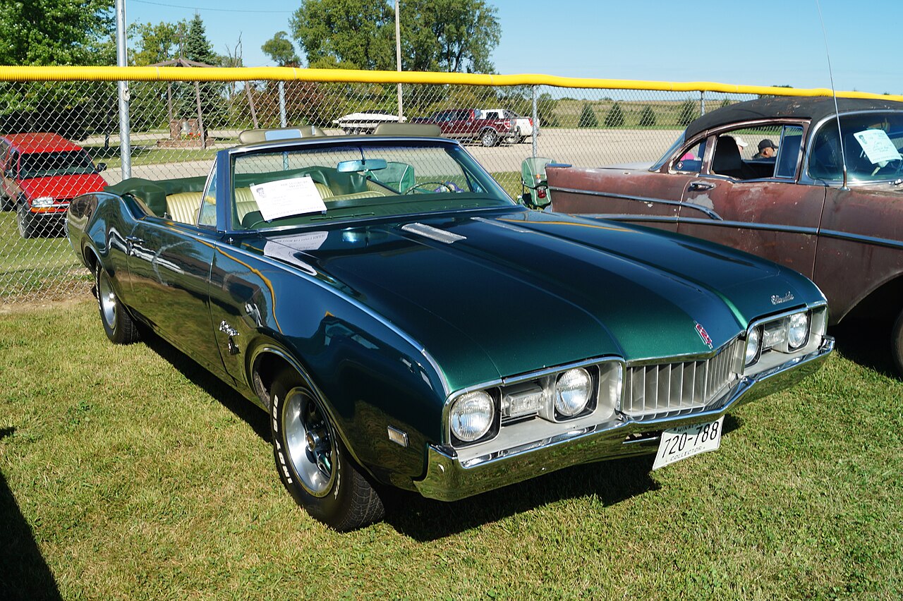 Oldsmobile Cutlass 1961–1999