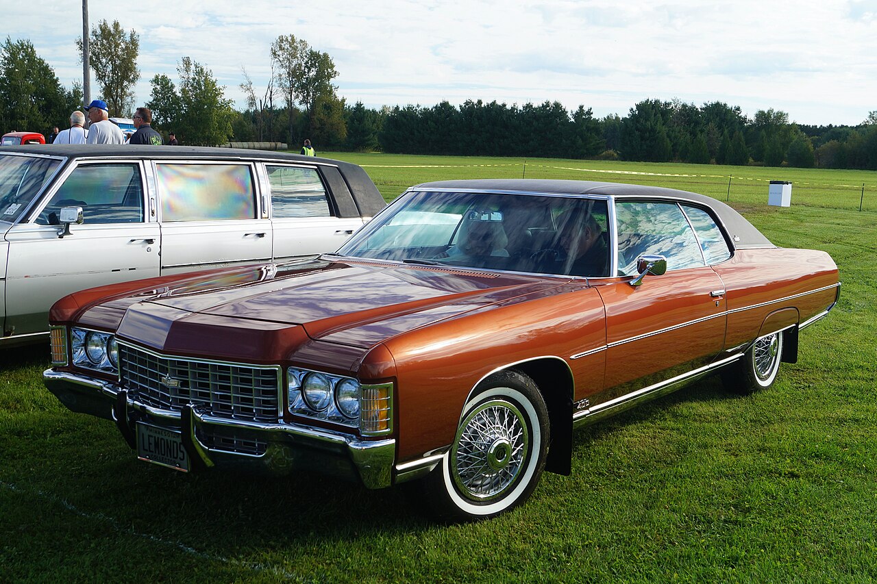 Chevrolet Caprice 1965–1996, 2000–2017 (Holden)