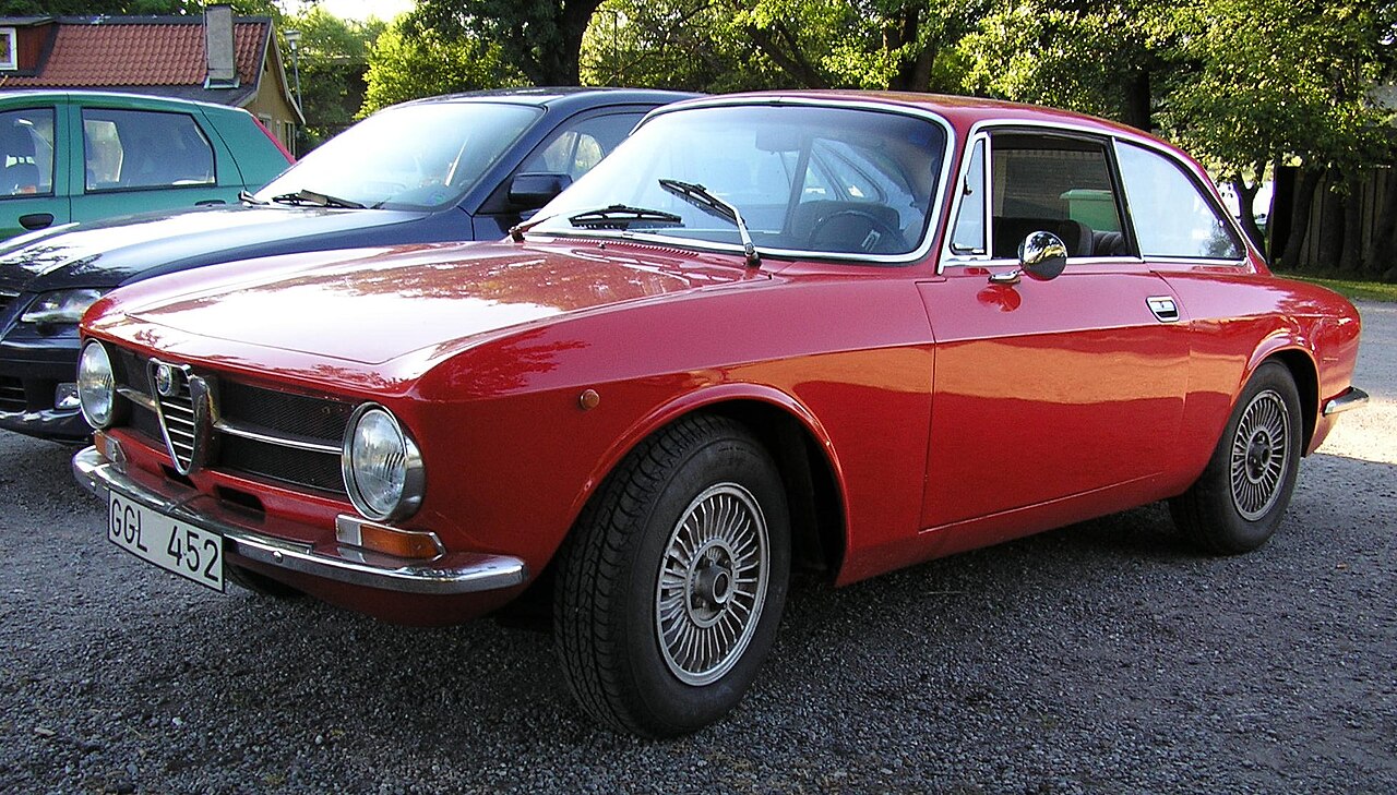 Alfa Romeo 105/115 serisi coupés 1963-1977