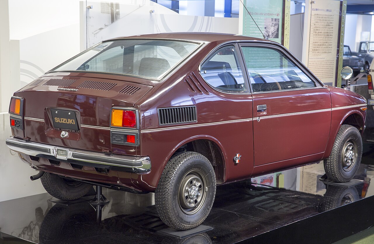 Suzuki Fronte 360 sedan 1967-1970