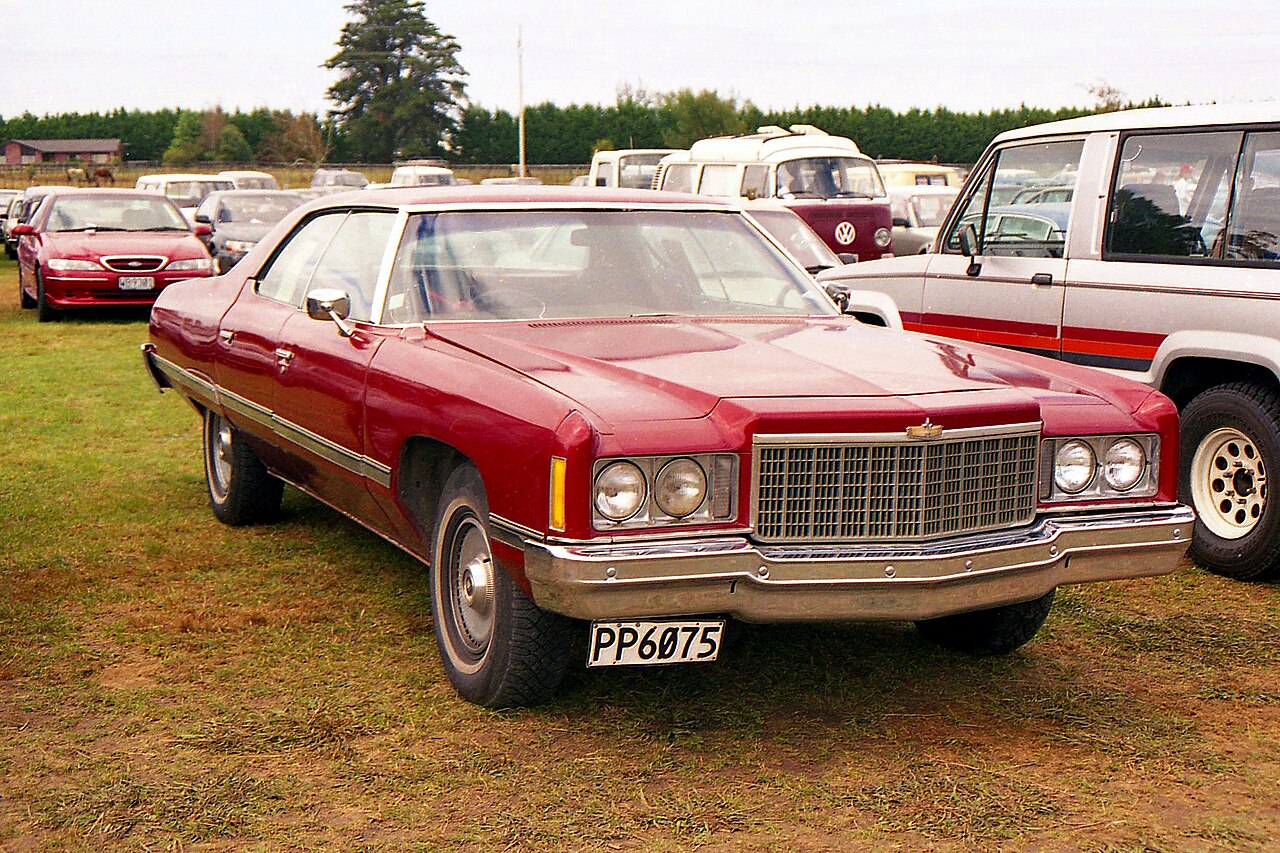 Chevrolet Caprice 1965–1996, 2000–2017 (Holden)