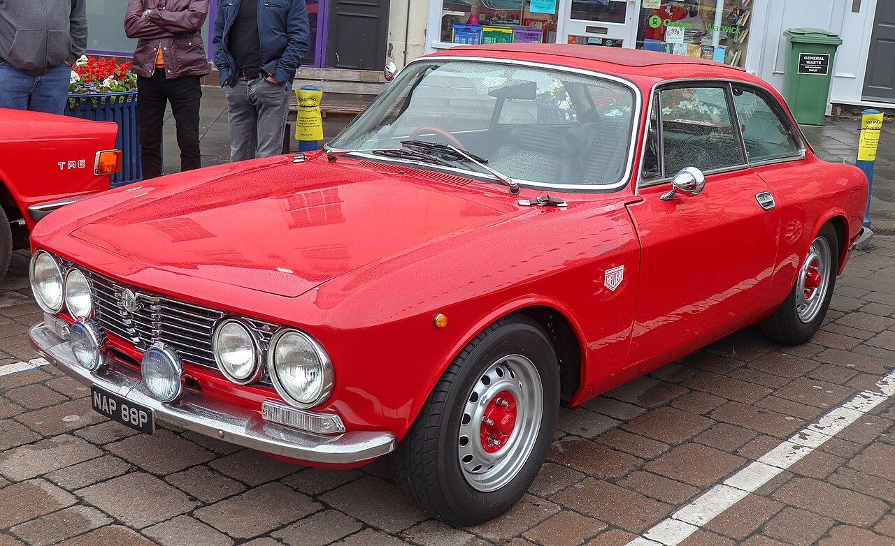 Alfa Romeo 105/115 serisi coupés 1963-1977