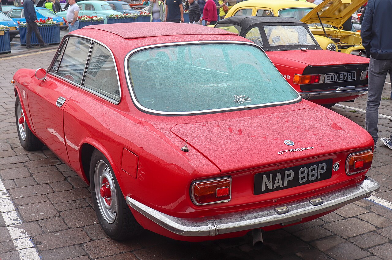 Alfa Romeo 105/115 serisi coupés 1963-1977