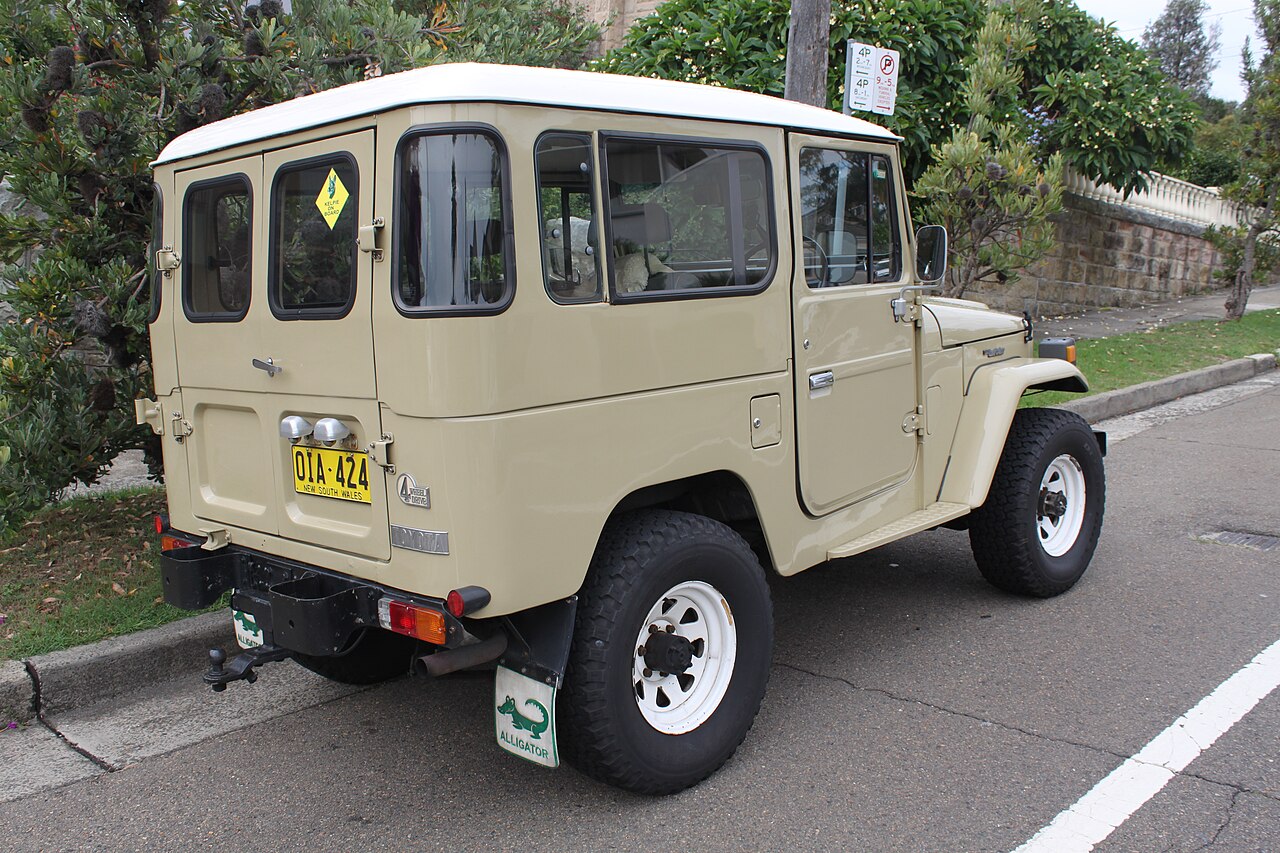 Toyota Land Cruiser hardtop