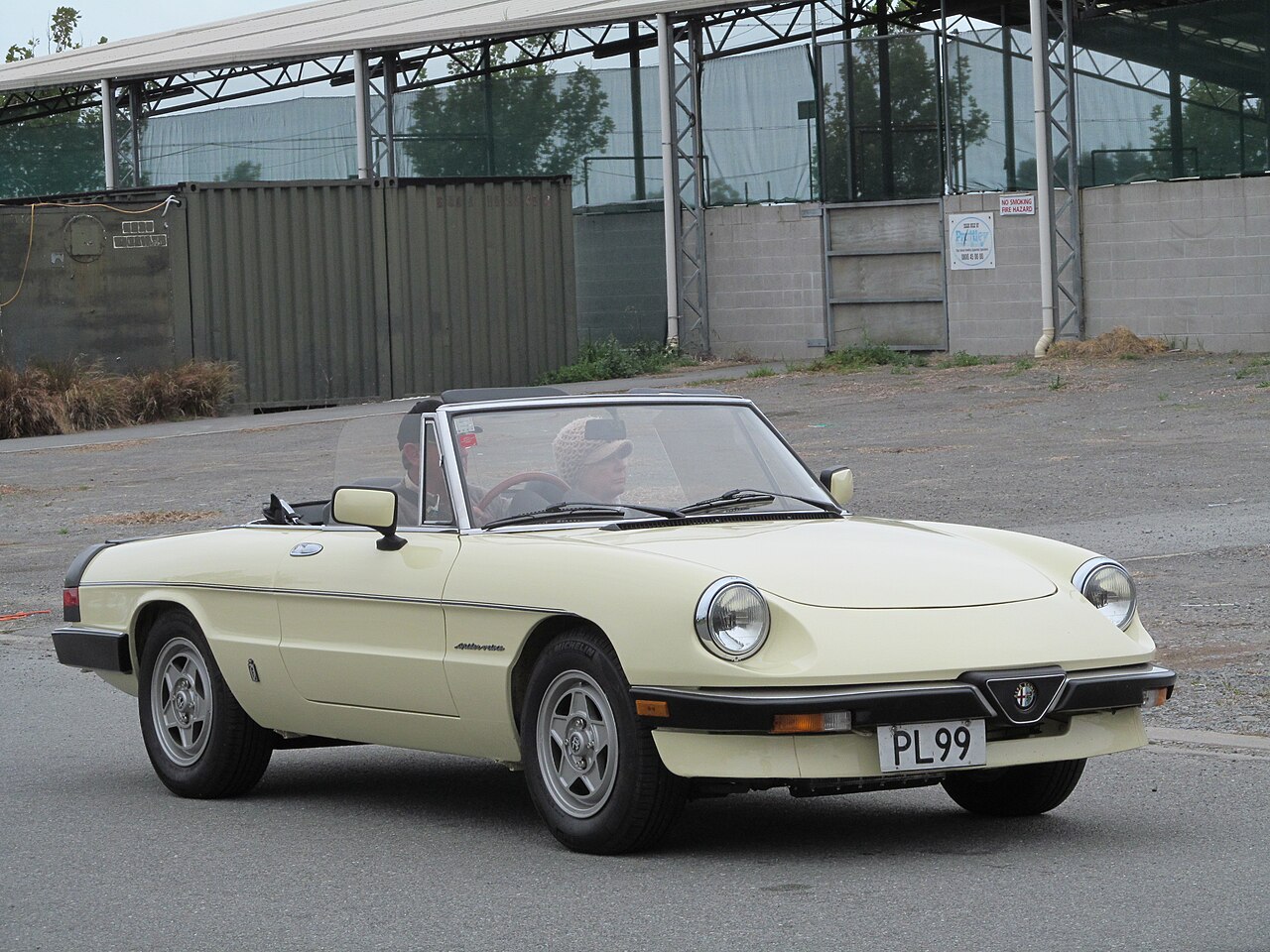 Alfa Romeo Spider 1966–1994