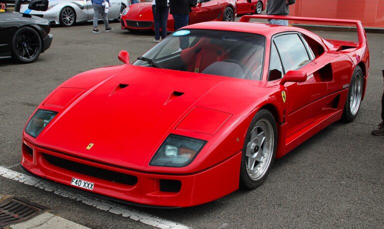 Ferrari F40 1987-1996