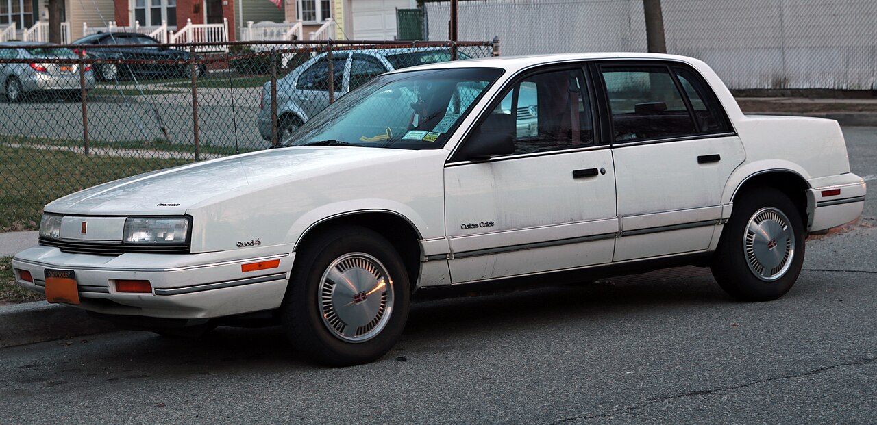 Oldsmobile Cutlass 1961–1999