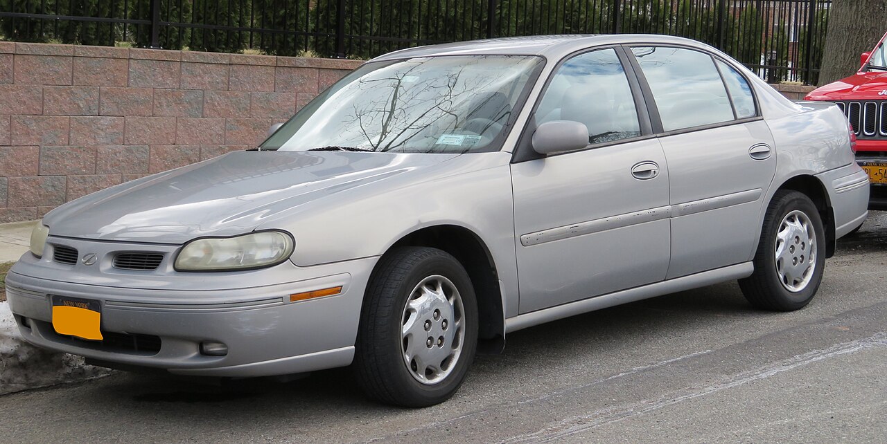 Oldsmobile Cutlass 1961–1999