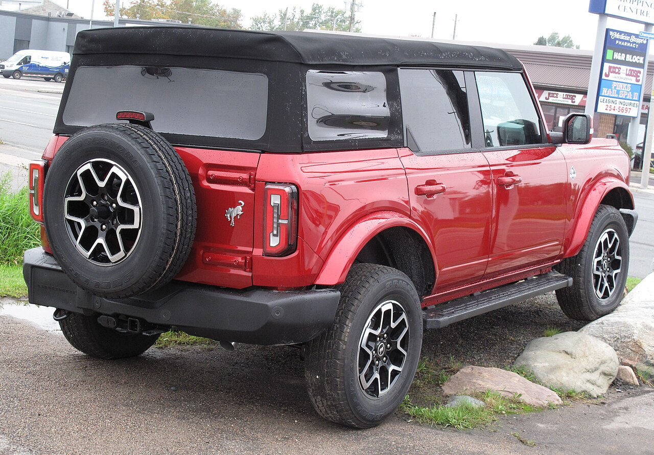 Ford Bronco 1966–1996, 2021–present