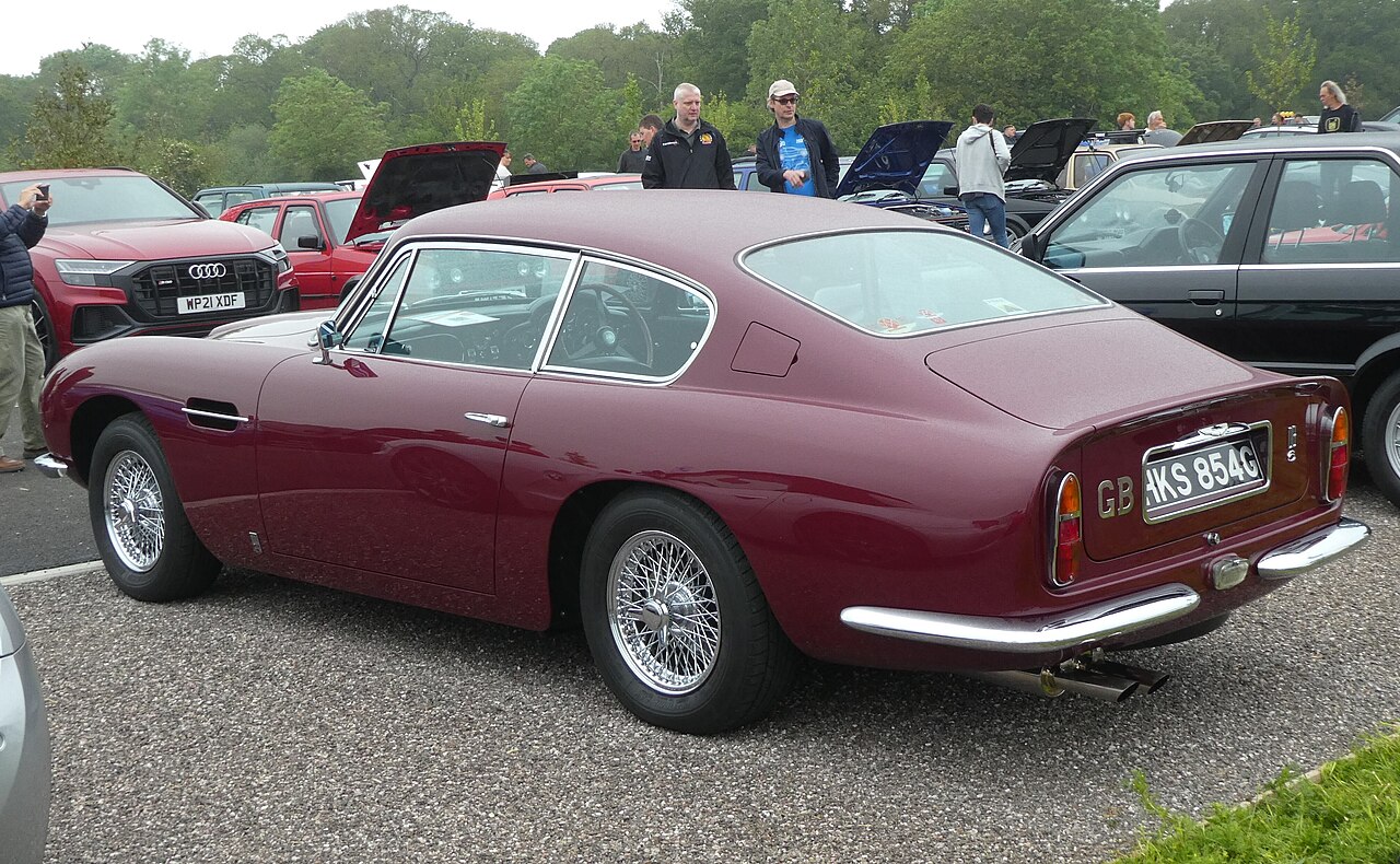 Aston Martin DB6 1965 – 1971