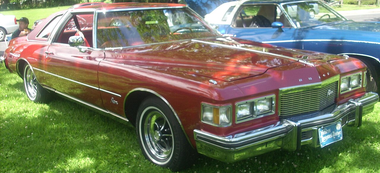 Buick Riviera 1963–1999, 1995–1999