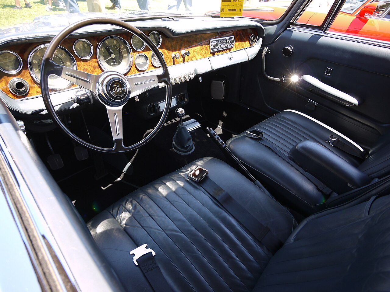 ISO Rivolta IR 300'ün iç gösterge paneli