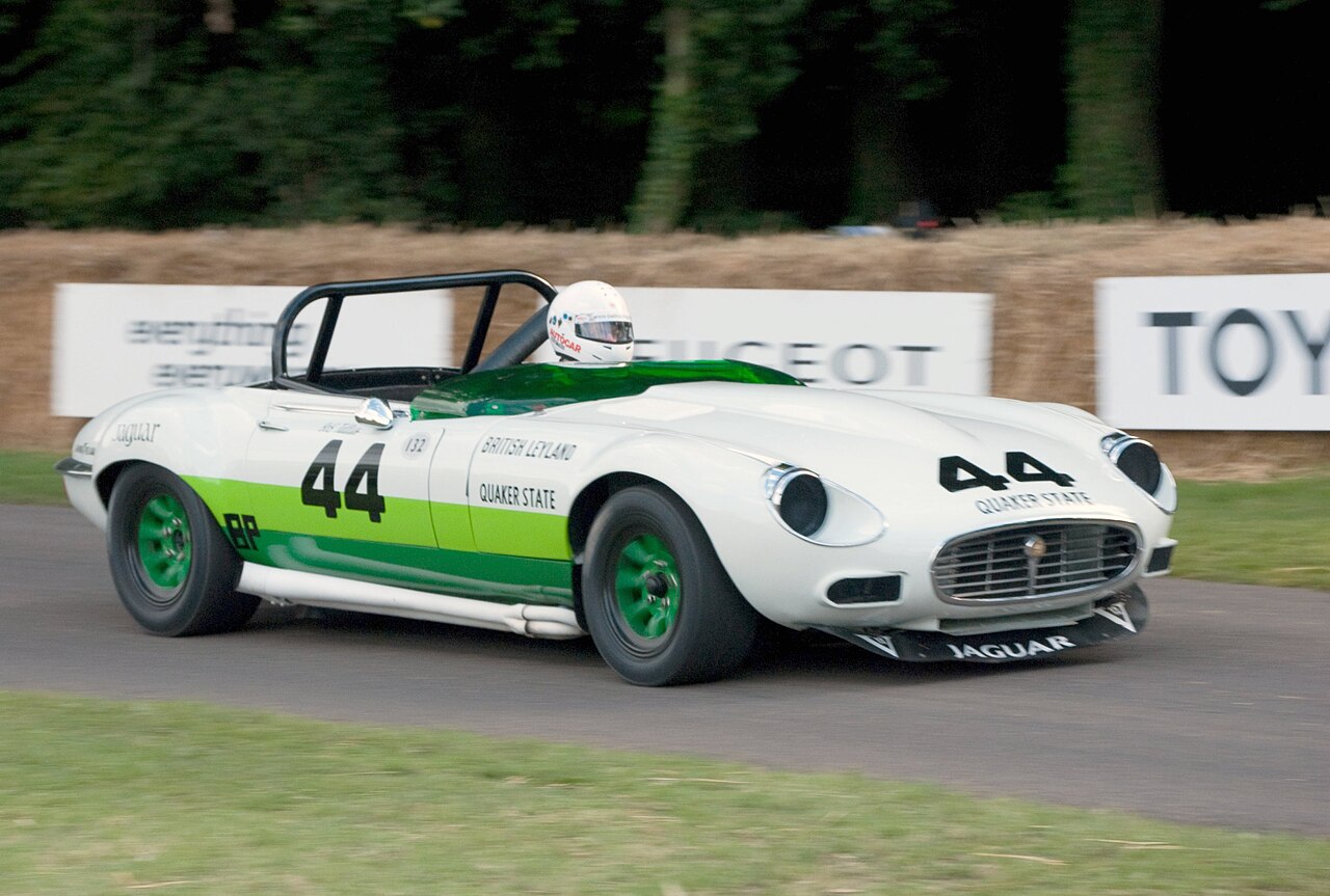 Jaguar E-Type 1961–1974