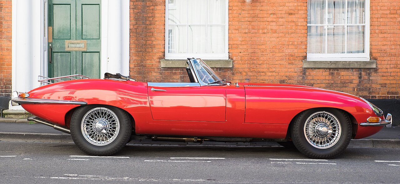 Jaguar E-Type 1961–1974