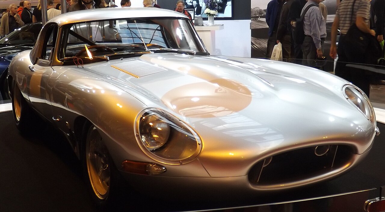Jaguar E-Type 1961–1974