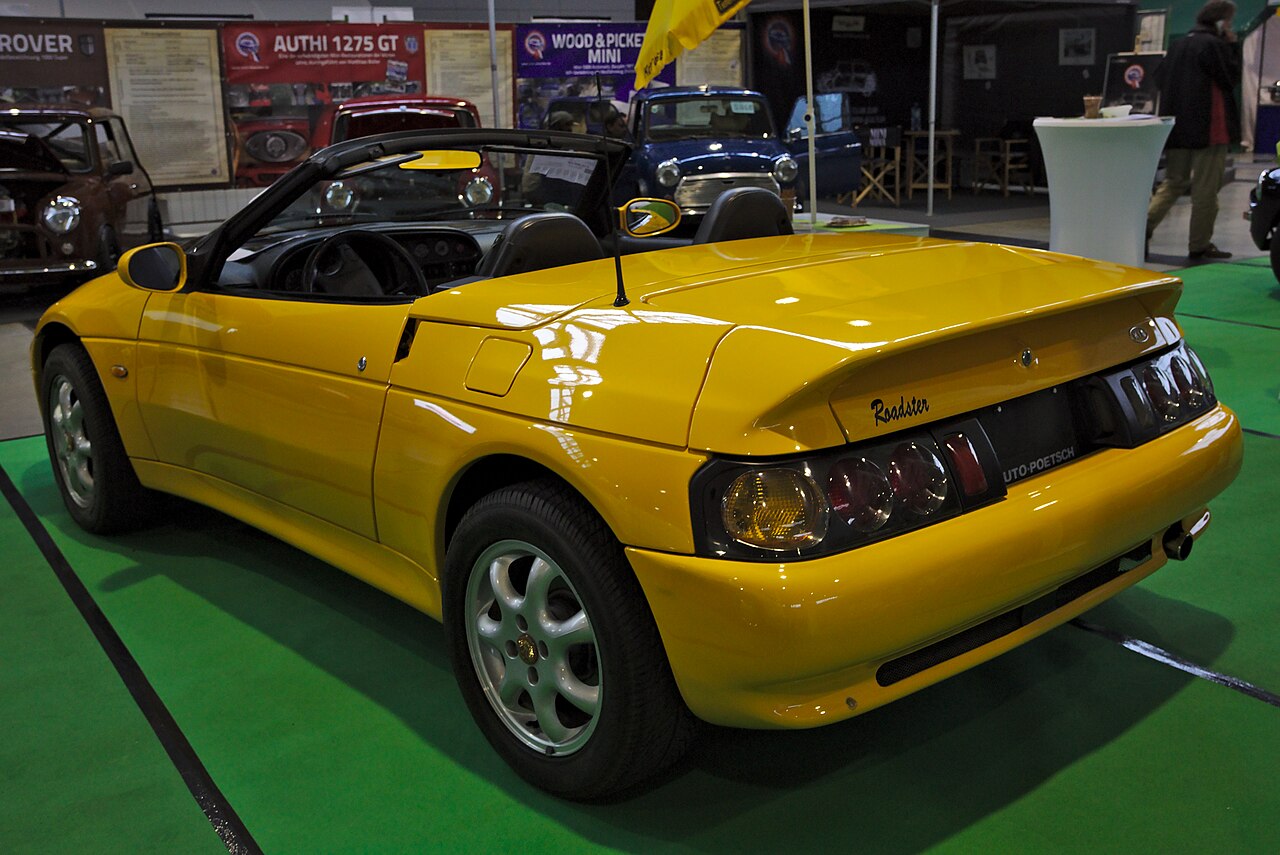 Lotus Elan 1962-1975 (ilk seri), 1989-1995 (ikinci seri)