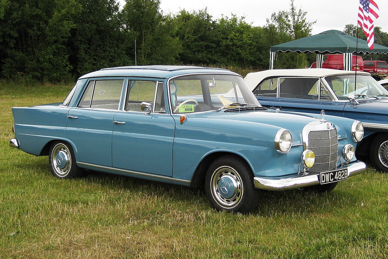 Mercedes-Benz W110 1961-1968