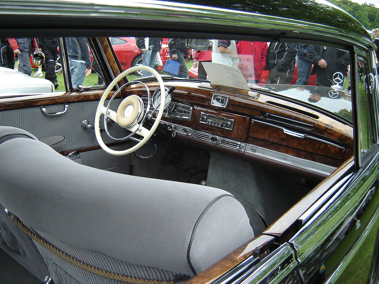 Mercedes-Benz 300d (W189) 1957-1962