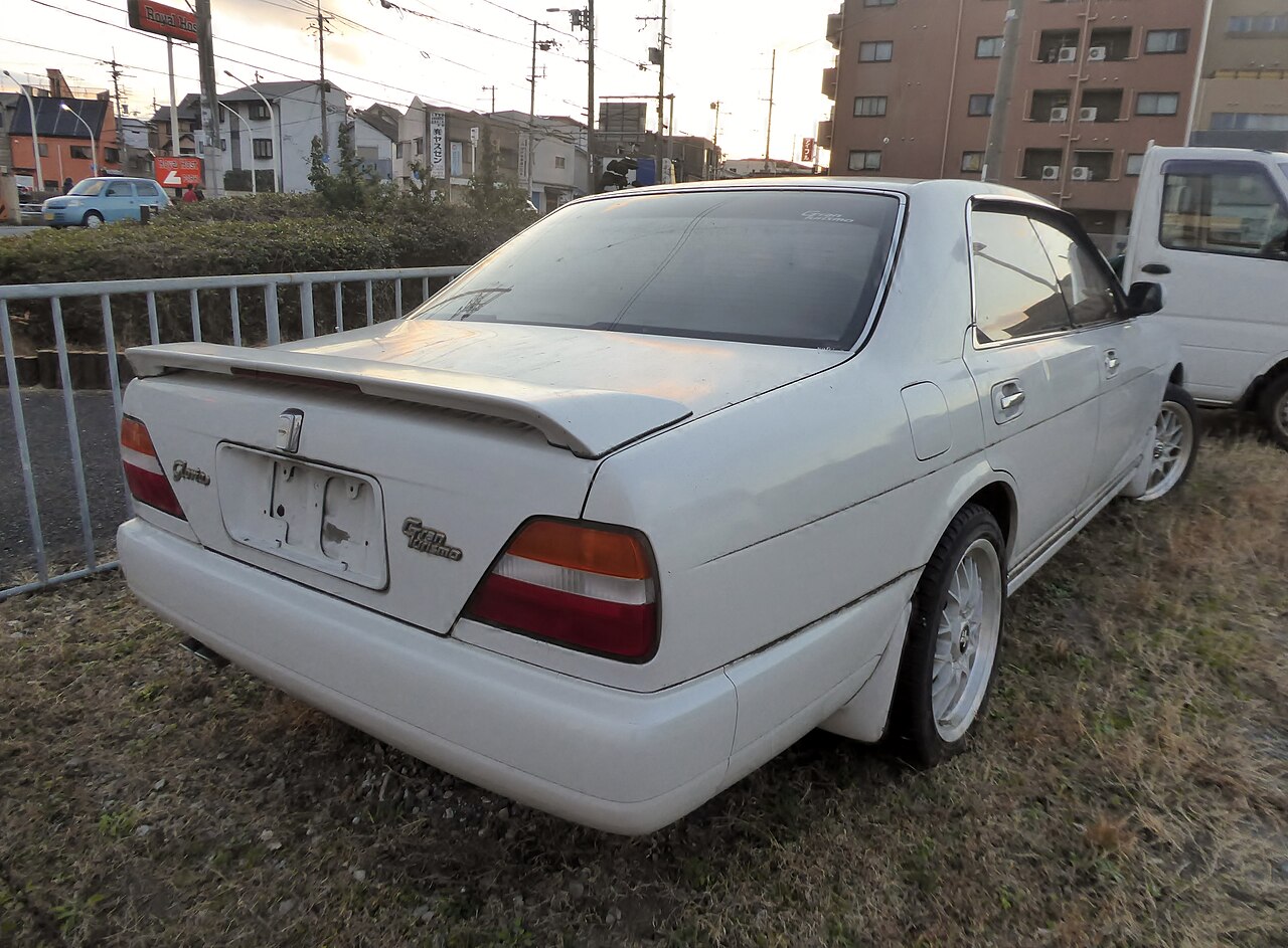 Nissan Gloria 1959-2004