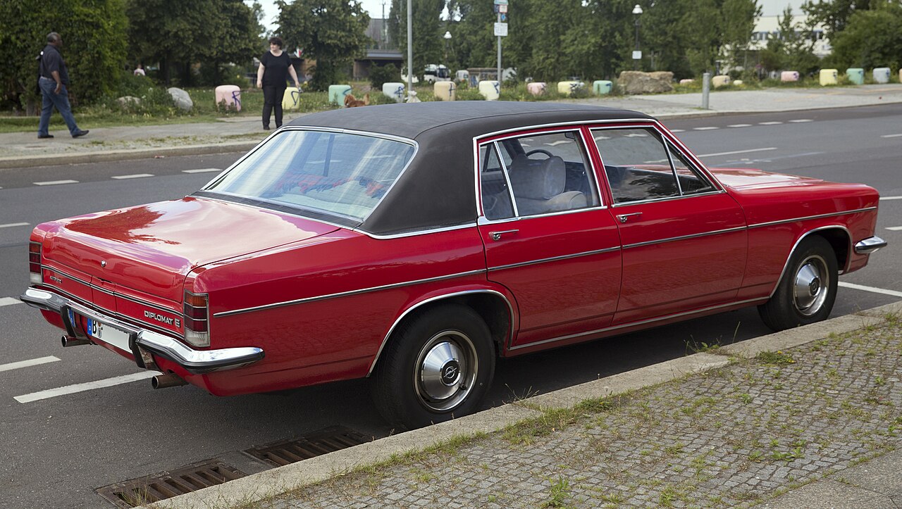 Opel Diplomat 1964–1977