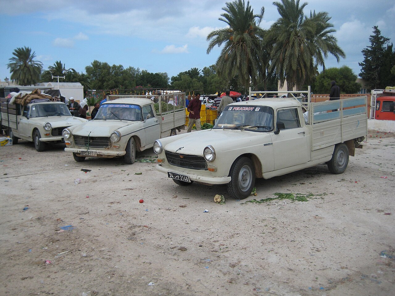 Peugeot 404 1960-1975 (Avrupa) / 1960-1978 (Güney Afrika) / 1962-1980 (Arjantin) / 1965-1991 (Kenya)