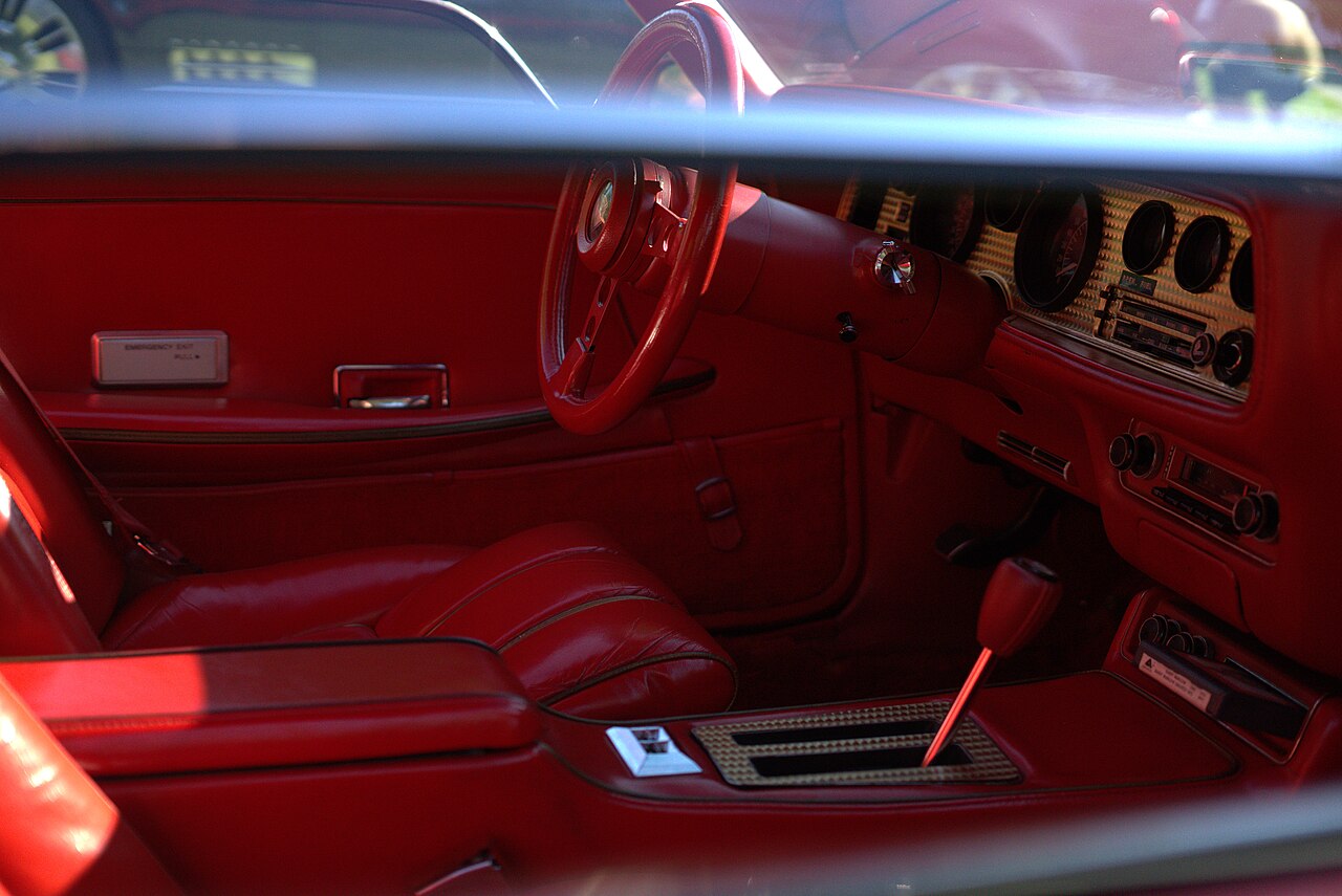 Pontiac Pontiac Banshee 1964–1968 (I-II), 1974 (III)