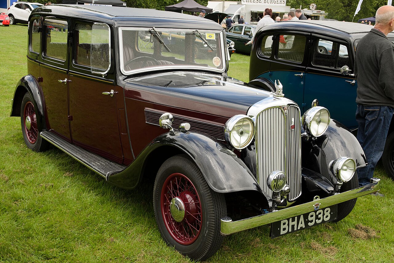 Fourteen 6-light saloon registered April 1938
