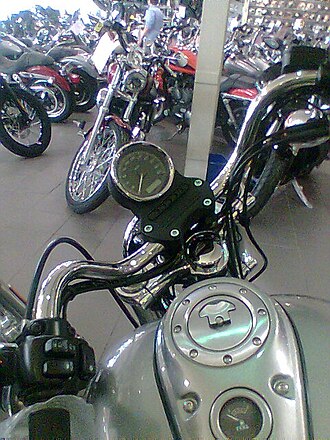 Controls of a 2008 Harley-Davidson FXD Superglide