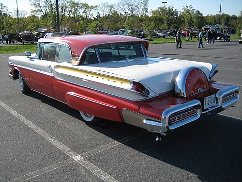 Mercury Turnpike Cruiser 1957-1958