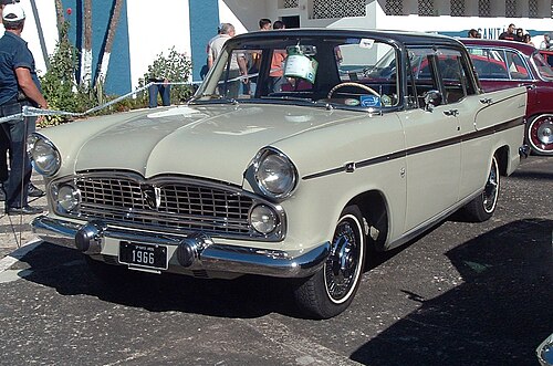 Simca Vedette 1954–1961 (Fransa), 1959–1966 (Brezilya)